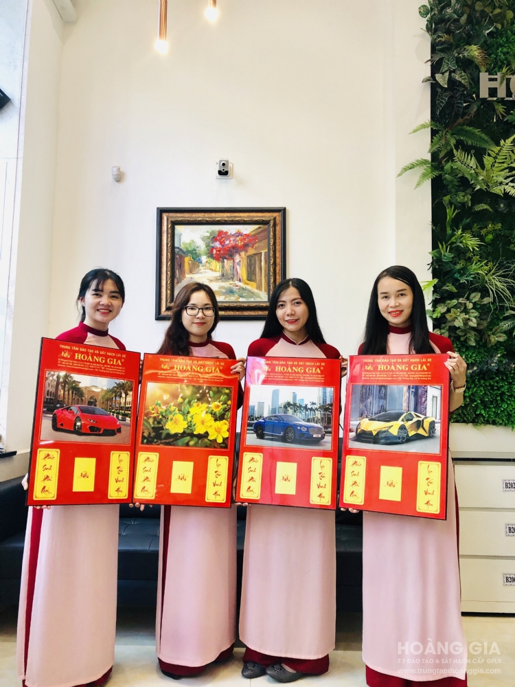 GHI DANH HỌC LÁI NHẬN LỊCH NĂM MỚI 2020