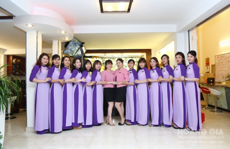 NHÂN VIÊN VI TÍNH VĂN PHÒNG